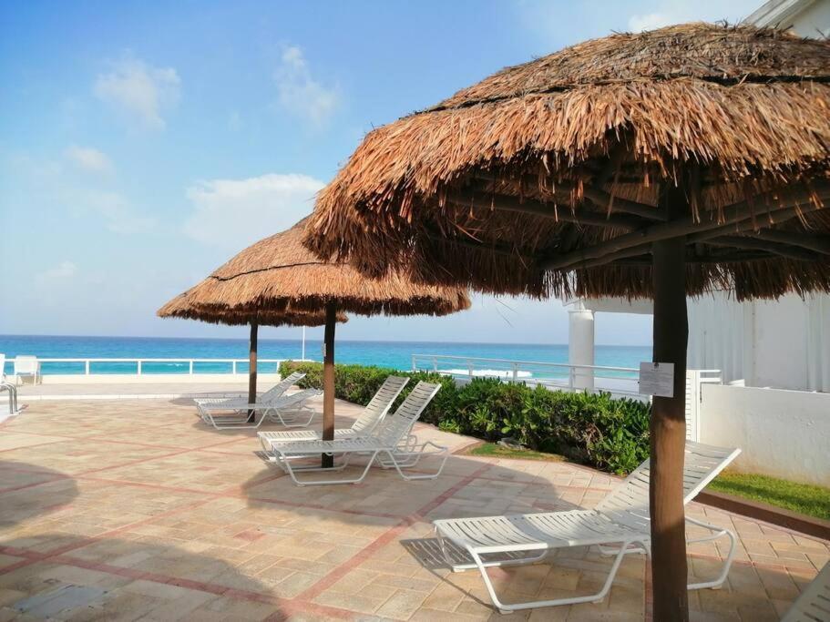 Confortable Depa En Condominio Frente Al Mar! Канкун Екстериор снимка